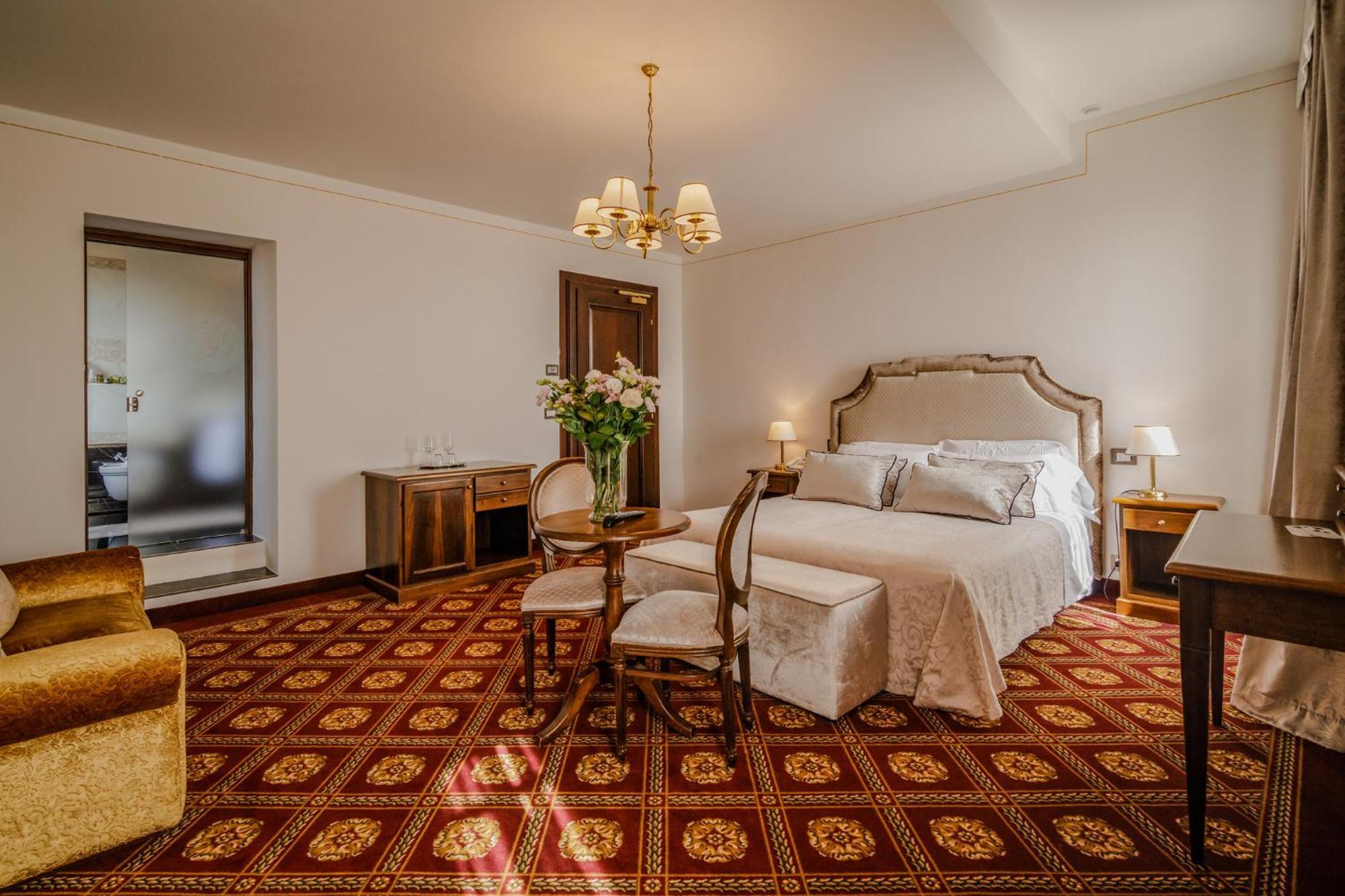 Villa Lecchi Hotel Wellness Коле Вал д'Елза Екстериор снимка