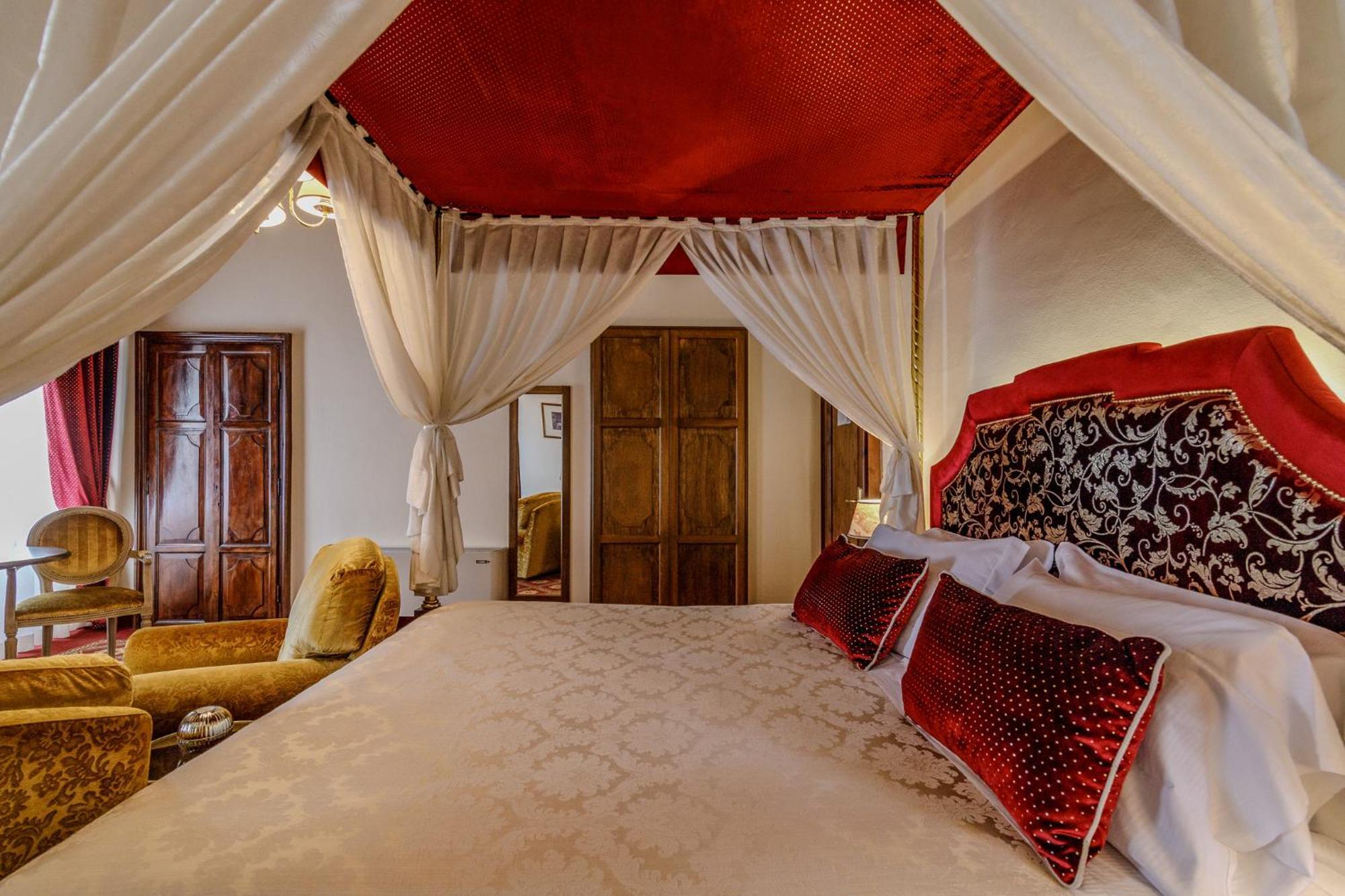 Villa Lecchi Hotel Wellness Коле Вал д'Елза Екстериор снимка