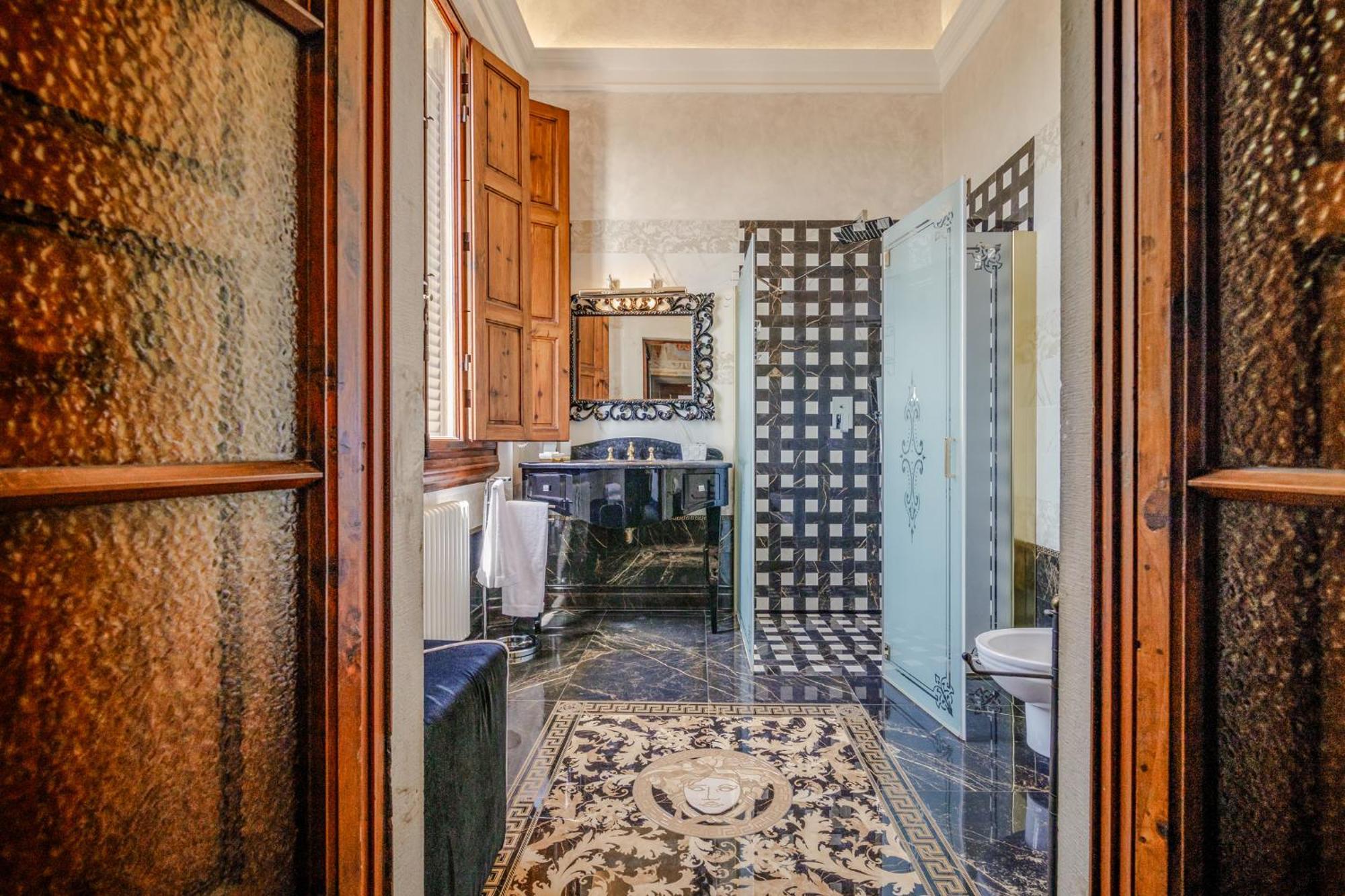 Villa Lecchi Hotel Wellness Коле Вал д'Елза Екстериор снимка