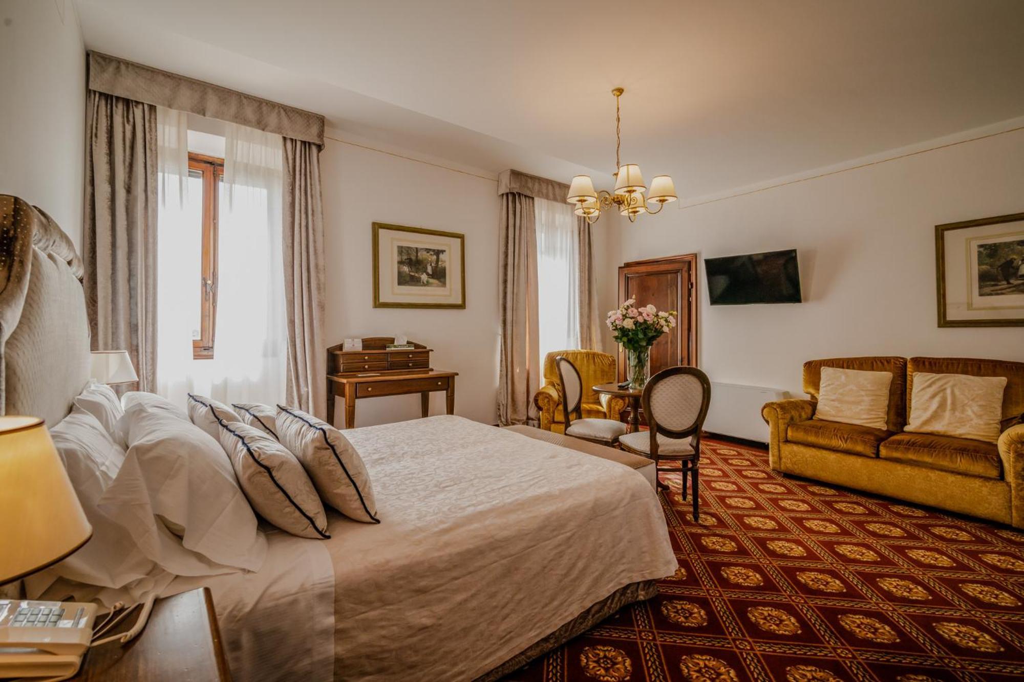 Villa Lecchi Hotel Wellness Коле Вал д'Елза Екстериор снимка