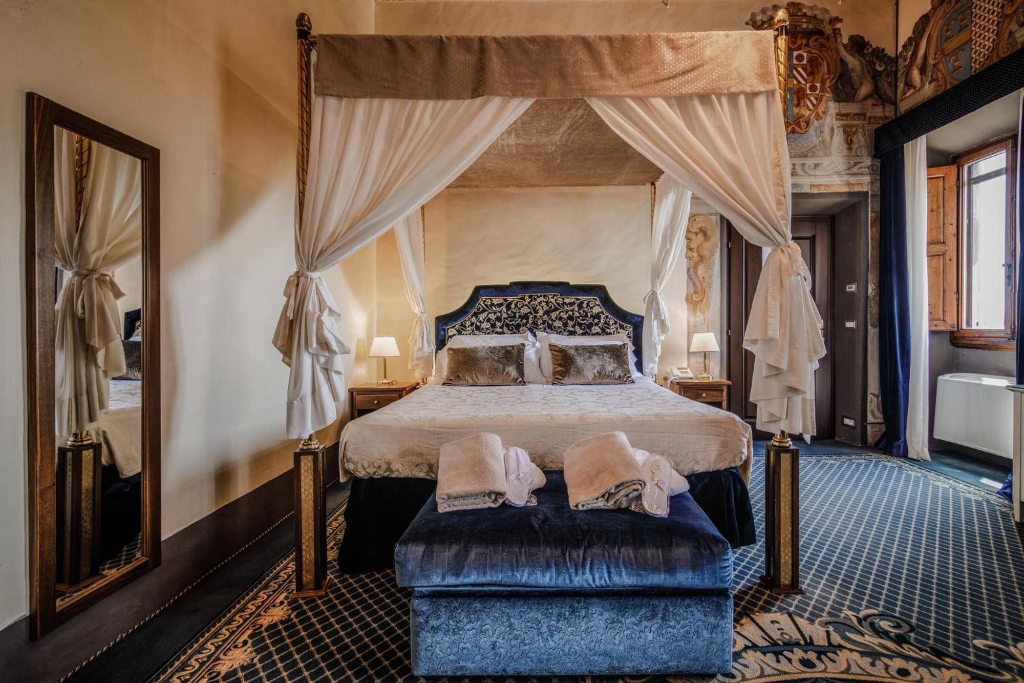 Villa Lecchi Hotel Wellness Коле Вал д'Елза Екстериор снимка